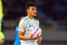 Antar Persib Juara, Rachmat Irianto Kembali ke Pelukan Persebaya