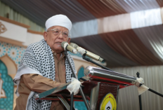 Ulama Kharismatik KH Syukron Makmun Wafat, Dikenal sebagai Singa Podium
