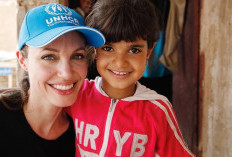 Angelina Jolie Ungkap Kehancuran Gaza dari Citra Satelit, Serukan Bantuan untuk Warga Palestina