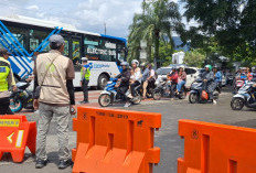 Ragunan Dibanjiri Pengunjung, Lalu Lintas Sekitarnya Macet Parah