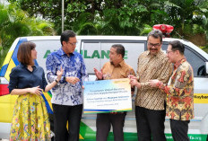 Nasabah Allianz Syariah & Maybank Indonesia Wakaf Pengadaan Ambulans ke Dompet Dhuafa