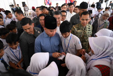 Jangan Tertinggal Zaman, Wapres Dorong Guru dan Orang Tua Upgrade Diri Kuasai AI