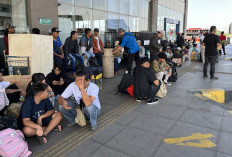 H-5 Mudik Lebaran 2026: Terminal Pulo Gebang Dipadati Ribuan Penumpang