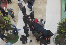 Viral Seorang Pria Tewas Terjatuh dari Lantai 3 PIM 2, Diduga Bunuh Diri