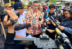 Kenneth Geram Lihat Macet di Lokasi Proyek Flyover Latumenten, Minta Dishub Turun Tangan