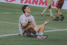 Timnas Indonesia U-20 PERMALUKAN Irak! Mitchell Baker Cetak Gol Indah, Nova Arianto dan John Herdman Takjub