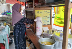 Makan Soto di Blok M Jadi Lebih Mahal karena Harga Plastik Naik, Maemunah: Kertas Bungkus Nasi Juga Naik