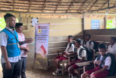 Danantara Indonesia dan PLN Salurkan 5.000 Paket Perlengkapan Sekolah ke 3 Provinsi di Indonesia