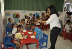 Hadiah untuk Masa Depan: PLN Sulap Sampah Jadi Sekolah bagi Anak-Anak Sumba