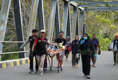 Akses Jalan Terputus akibat Gempa di Flores NTT, Dompet Dhuafa Evakuasi Ibu Hamil