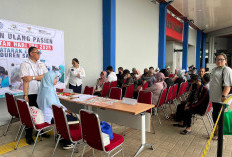 110 Pasien Jalani Operasi Katarak Gratis TP PKK di RSKD Duren Sawit