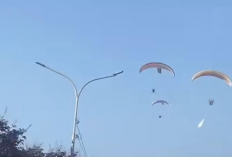 Heboh Paralayang Hiasi Langit Margonda Depok saat CFD, Mendaratnya di Mana?