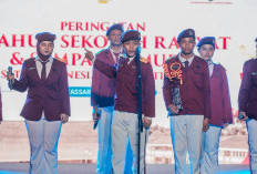 Setahun Sekolah Rakyat, Kemensos Buka Akses Pendidikan Gratis bagi 44 Ribu Anak, Gus Ipul: Saya Terharu
