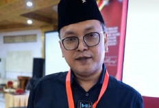 Guntur Romli Sentil Wacana Pilkada Lewat DPRD, Singgung Kabinet Gemuk