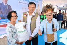 Dirut BULOG dan Menko Pangan Pastikan Bantuan Pangan Jangkau Masyarakat hingga Wilayah Timur Indonesia